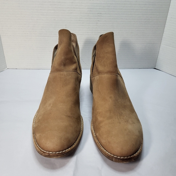 Eileen Fisher Women’s Tan Suede Cutout Block Heel Booties Size 10 - Picture 1 of 11